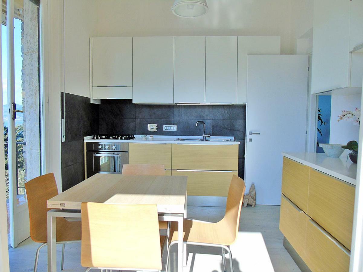 Fiori Sul Mare Apartment Теларо Екстериор снимка