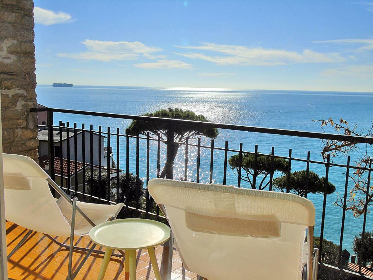 Fiori Sul Mare Apartment Теларо Екстериор снимка