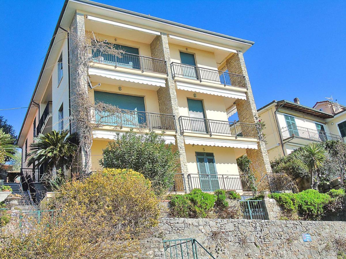 Fiori Sul Mare Apartment Теларо Екстериор снимка
