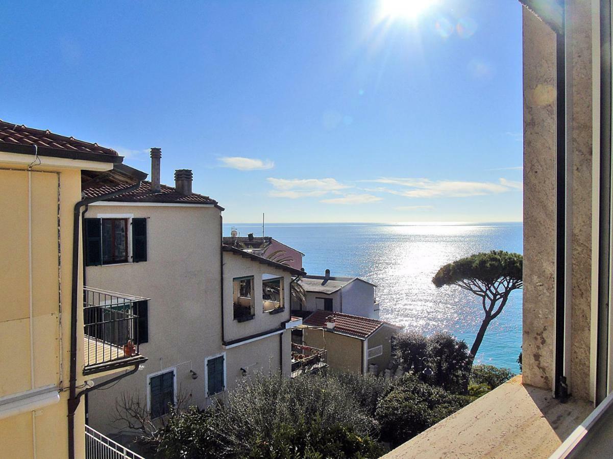 Fiori Sul Mare Apartment Теларо Екстериор снимка